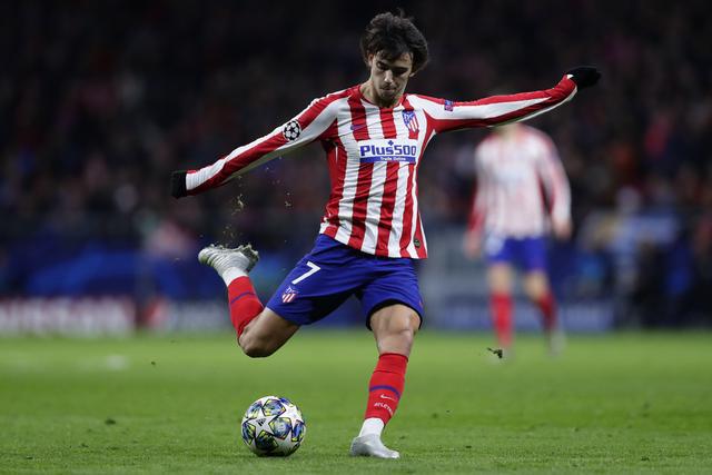 保持着高昂 保持着高昂